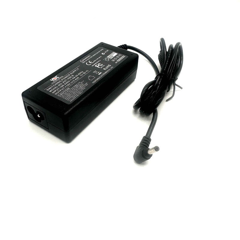 Universal 19V 3.42A 65W 3.5*1. - Laptop Accessories Hp ulasan dan harga